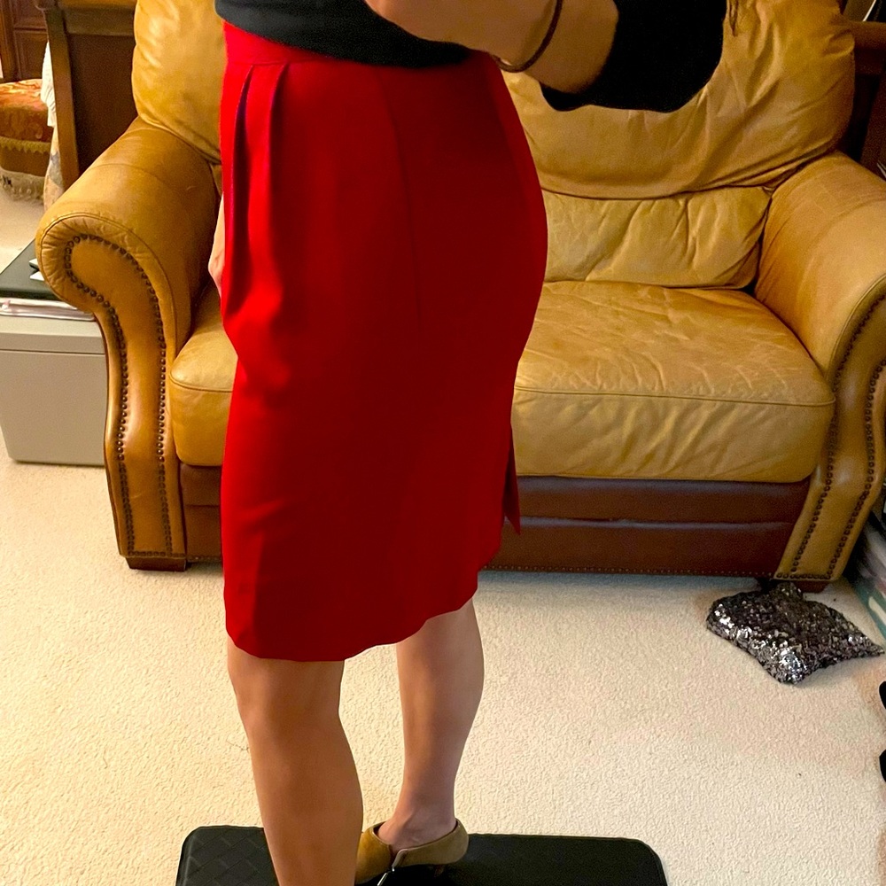 Jones New York red skirt